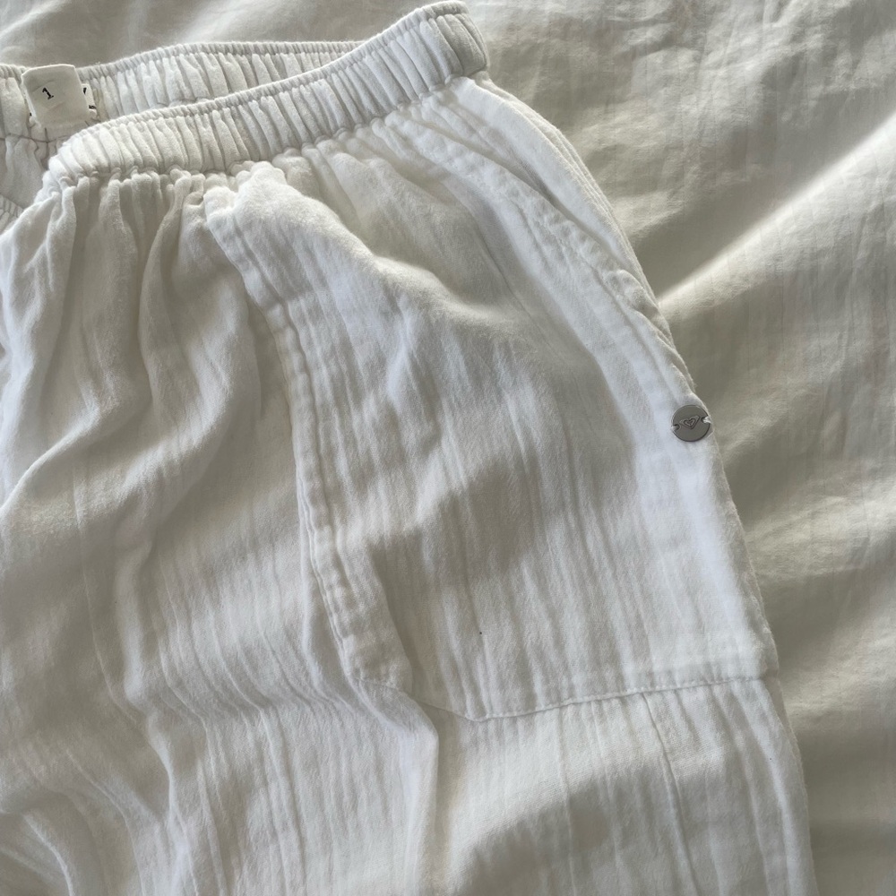 Roxy Women’s Linen Pants - Picture 3 of 3